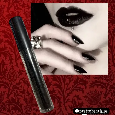 Imagen de producto de: Labial Negro Matte Gotico Liquido