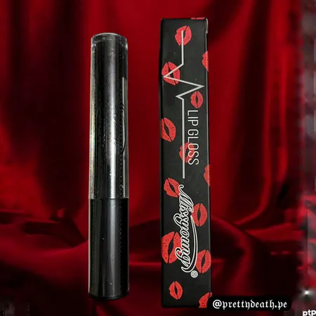 Imagen de producto de: Labial Negro Matte Gotico Liquido