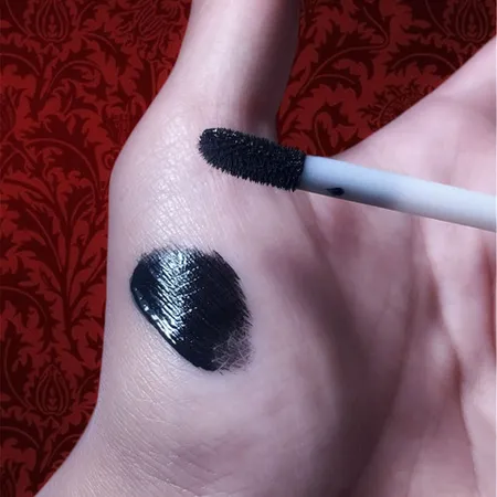 Imagen de producto de: Labial Negro Matte Gotico Liquido
