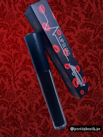 Imagen de producto de: Labial Negro Matte Gotico Liquido