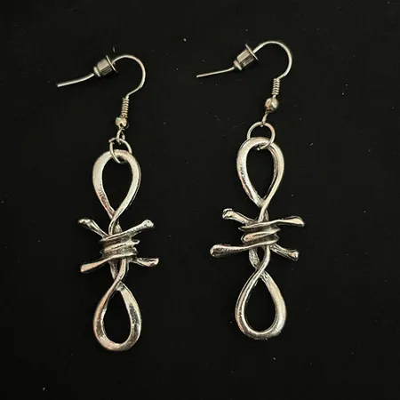Imagen de producto de: Aretes Ladies Plateados variados