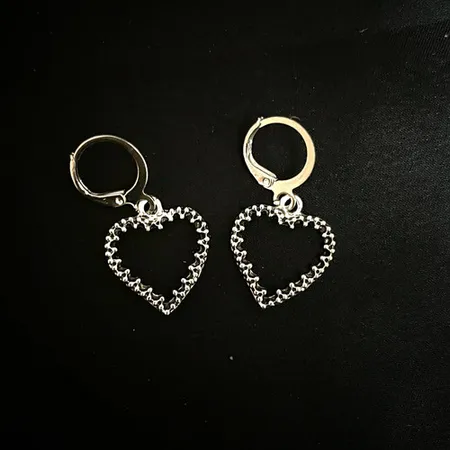 Imagen de producto de: Aretes Ladies Plateados variados